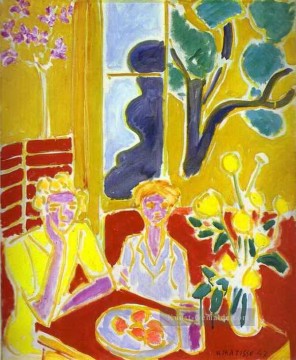  Matisse Werke - Zwei Mädchen mit gelbem und rotem Hintergrund 1947 abstrakter Fauvismus Henri Matisse